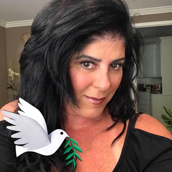 Meet your Posher, Heidi - Picture 1 of 1